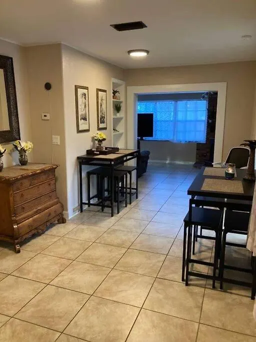 タンパ Hidden Gem 3Br/1B+Jacuzzi+Busch Garden+Fishn+Kayakヴィラ