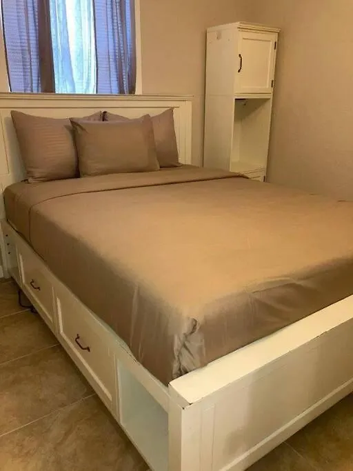 タンパ Hidden Gem 3Br/1B+Jacuzzi+Busch Garden+Fishn+Kayakヴィラ 米国