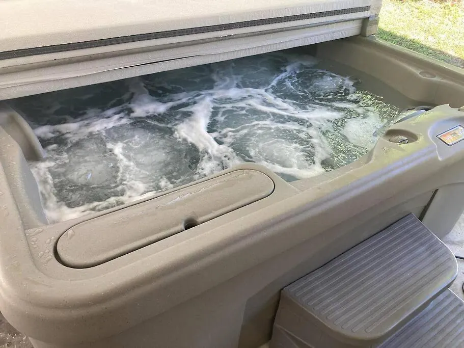 Villa Hidden Gem 3Br/1B+Jacuzzi+Busch Garden+Fishn+Kayak Tampa Ferienhaus
