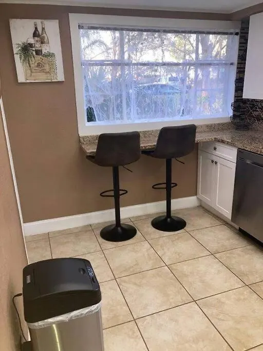 Villa Hidden Gem 3Br/1B+Jacuzzi+Busch Garden+Fishn+Kayak Tampa Ferienhaus