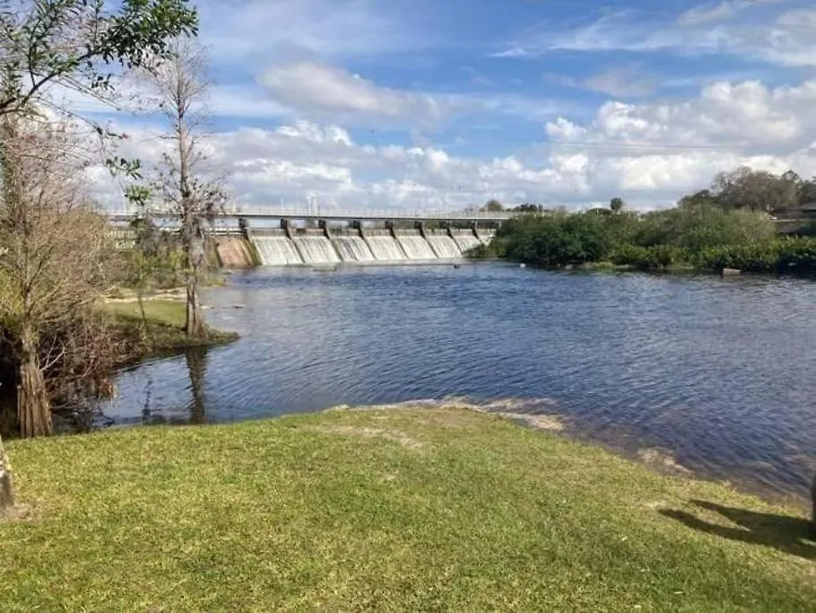 Villa Hidden Gem 3Br/1B+Jacuzzi+Busch Garden+Fishn+Kayak Tampa Ferienhaus